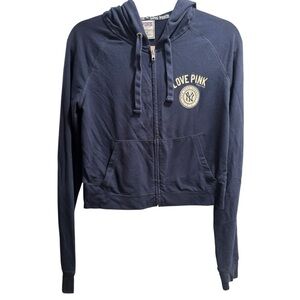 Vintage PINK‎ Yankees Batter Up Hoodie, size Medium EUC
Super Soft